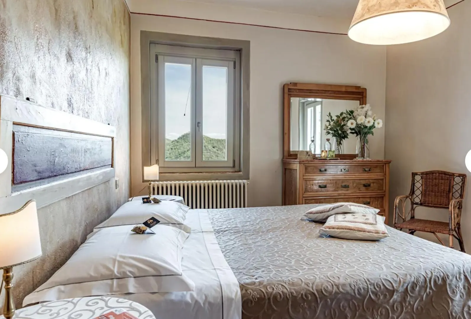 Villa Porcigliano Olive Grove Polcanto Italy
